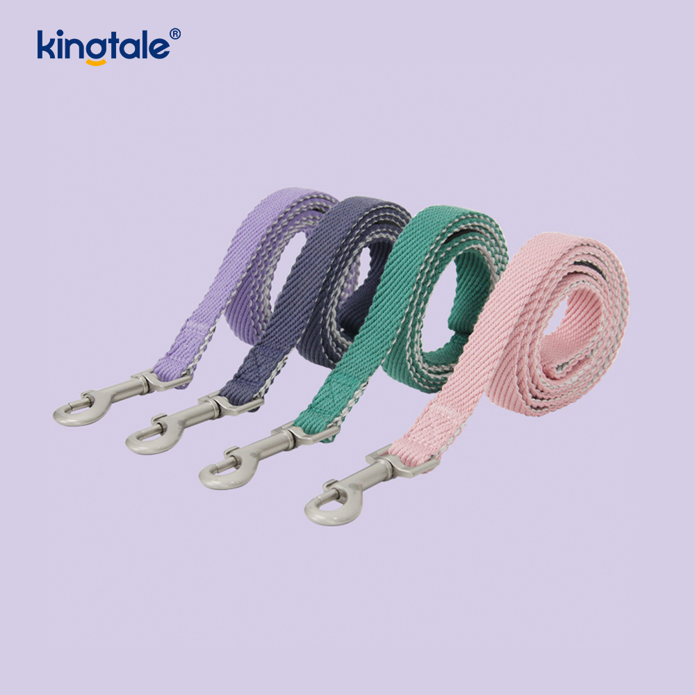 Naka-personalize na OEM/ODM Print Pattern Dog Harness Collar Leash Set