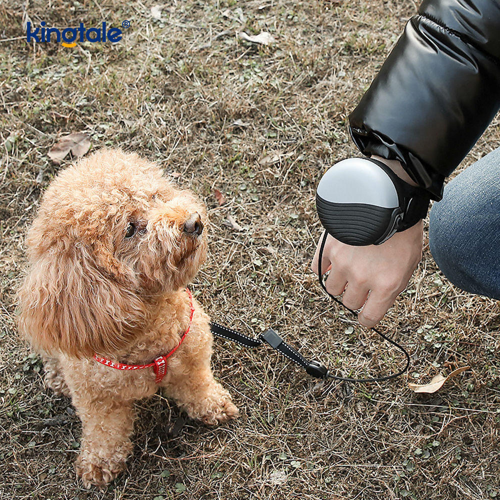 Retractable Pet Leash Wristwatch-Style Lead para sa Small Medium Large Dogs